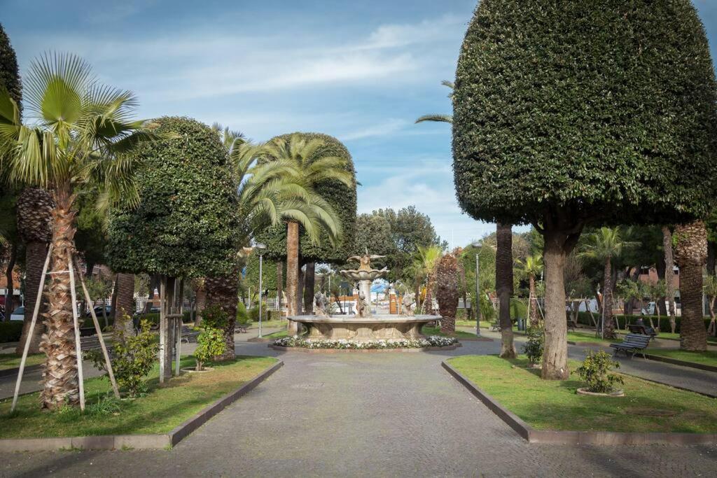 Retroscena Appartamento Mare In Centro Civitanova Marche Exterior foto